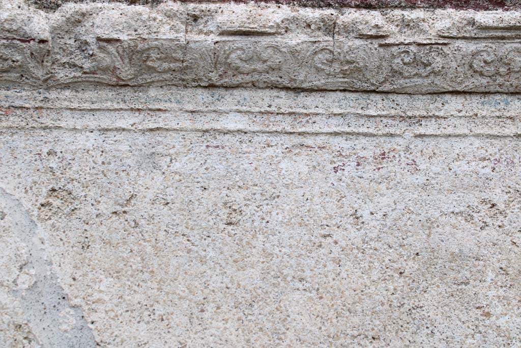 IX.5.9 Pompeii. May 2019. Room “f”, detail of stucco cornice. 
Foto Christian Beck, ERC Grant 681269 DÉCOR.