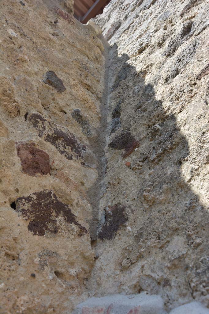IX.5.9 Pompeii. May 2017. Room “g”, upper north-east corner.
Foto Christian Beck, ERC Grant 681269 DÉCOR.