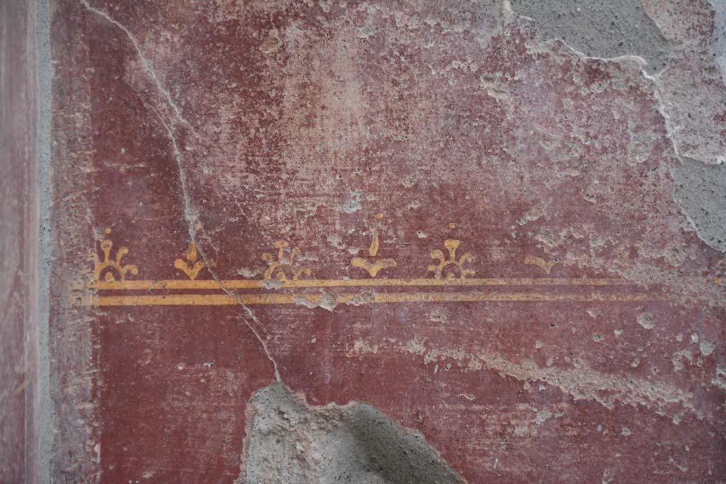 IX.5.9 Pompeii. March 2017. Room “i”, detail of painted decoration on lower north wall in north-west corner of north portico.
Foto Christian Beck, ERC Grant 681269 DÉCOR.