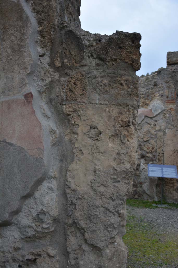 IX.5.9 Pompeii. March 2017. 
Room “i”, north wall of pilaster in north-west corner of north portico.
Foto Christian Beck, ERC Grant 681269 DÉCOR.
