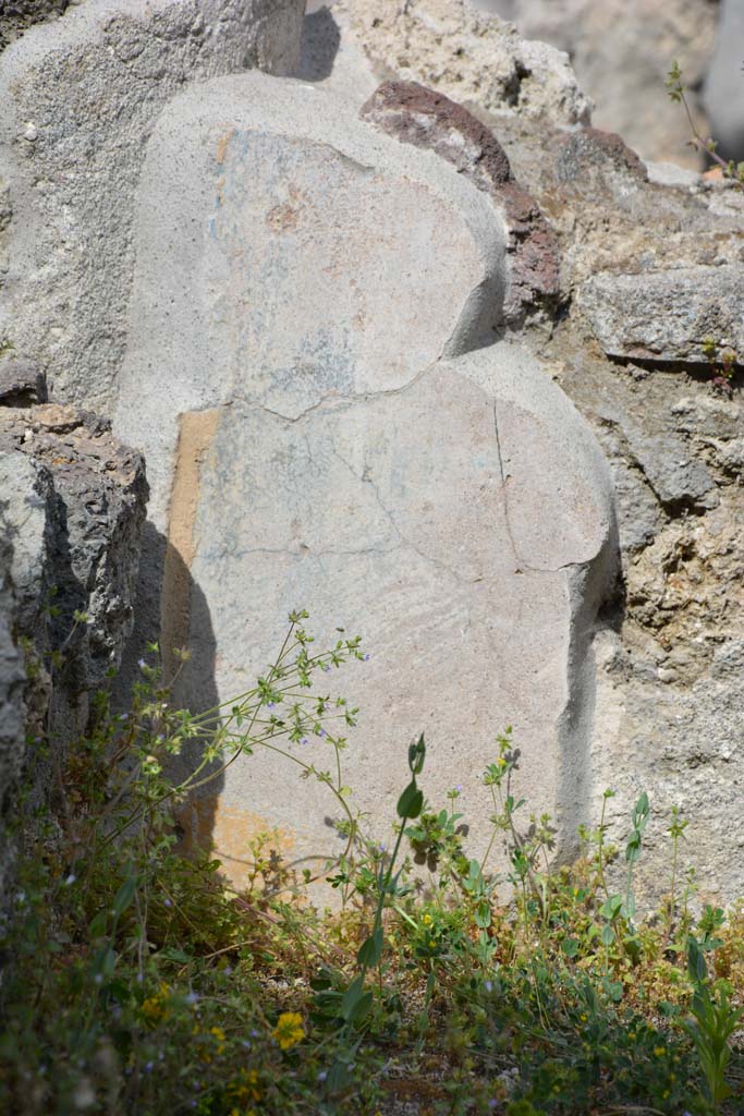 IX.5.9 Pompeii. May 2017. Room “i”, remaining stucco on east wall in north-east corner.
Foto Christian Beck, ERC Grant 681269 DÉCOR.
