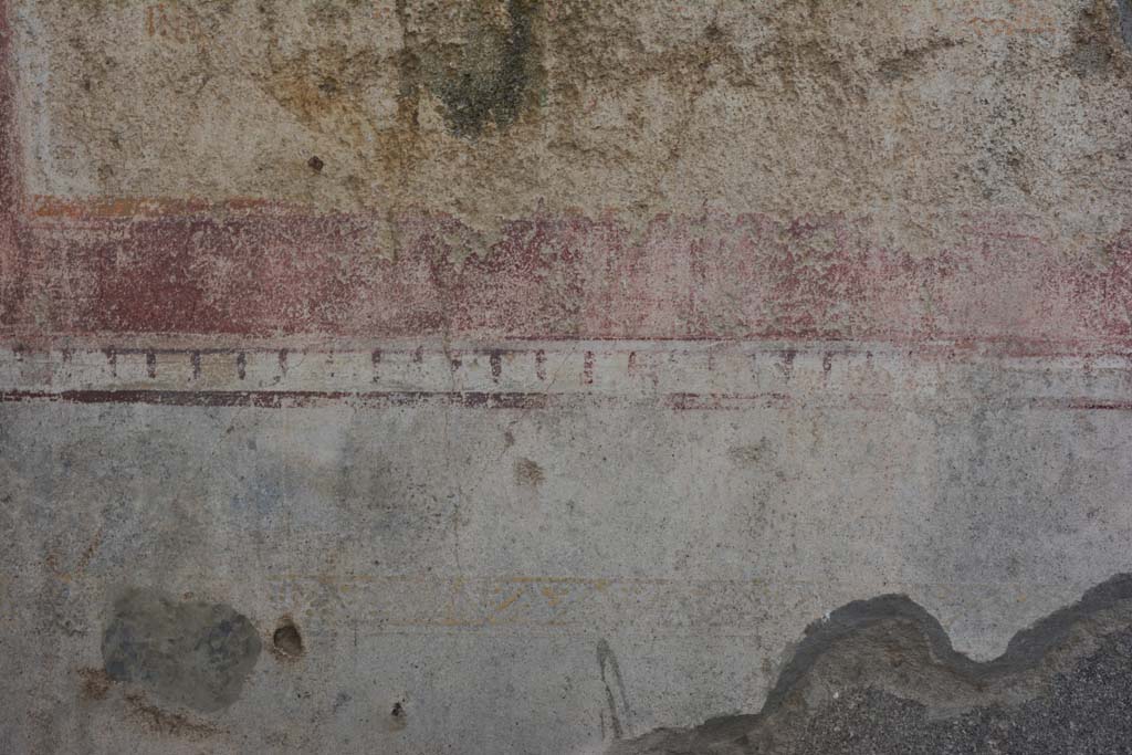 IX.5.11 Pompeii. March 2017. Room k, detail from below window on south wall.  
Foto Christian Beck, ERC Grant 681269 DÉCOR.