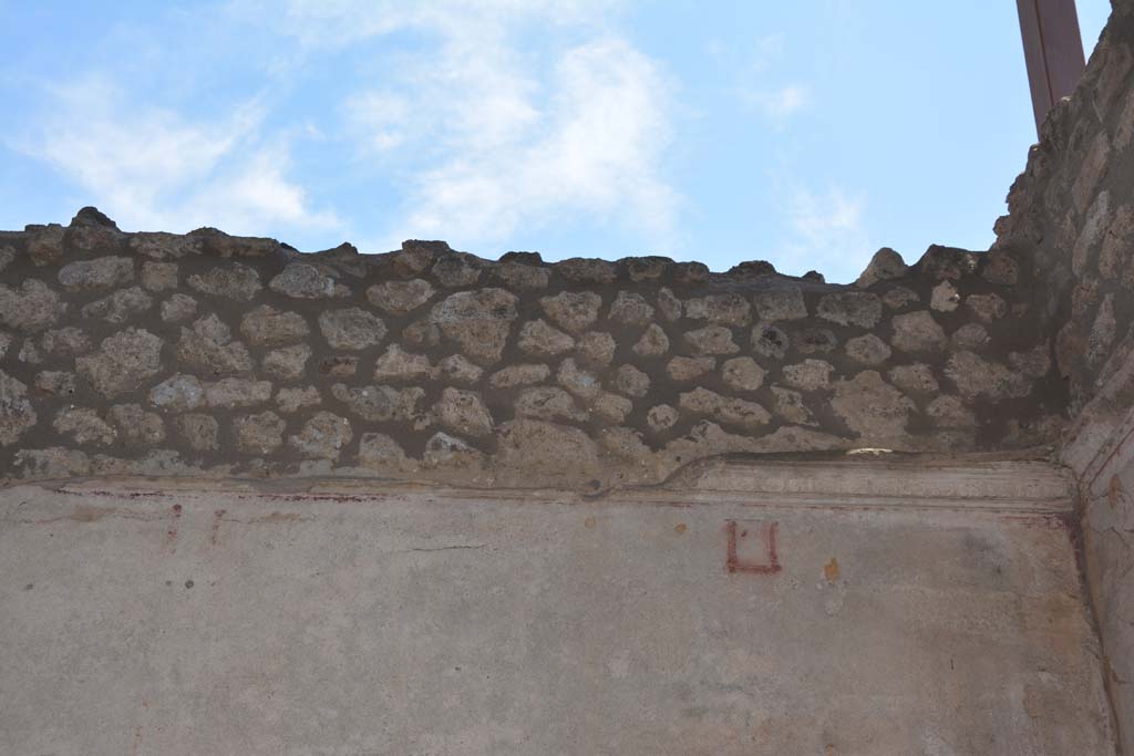 IX.5.11 Pompeii. May 2017. Room k, upper south wall at west end.
Foto Christian Beck, ERC Grant 681269 DÉCOR.