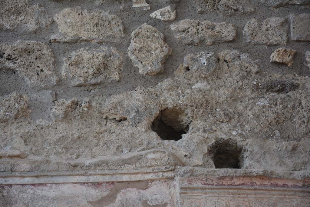 IX.5.11 Pompeii. May 2017. Room k, detail from upper west wall.
Foto Christian Beck, ERC Grant 681269 DÉCOR.