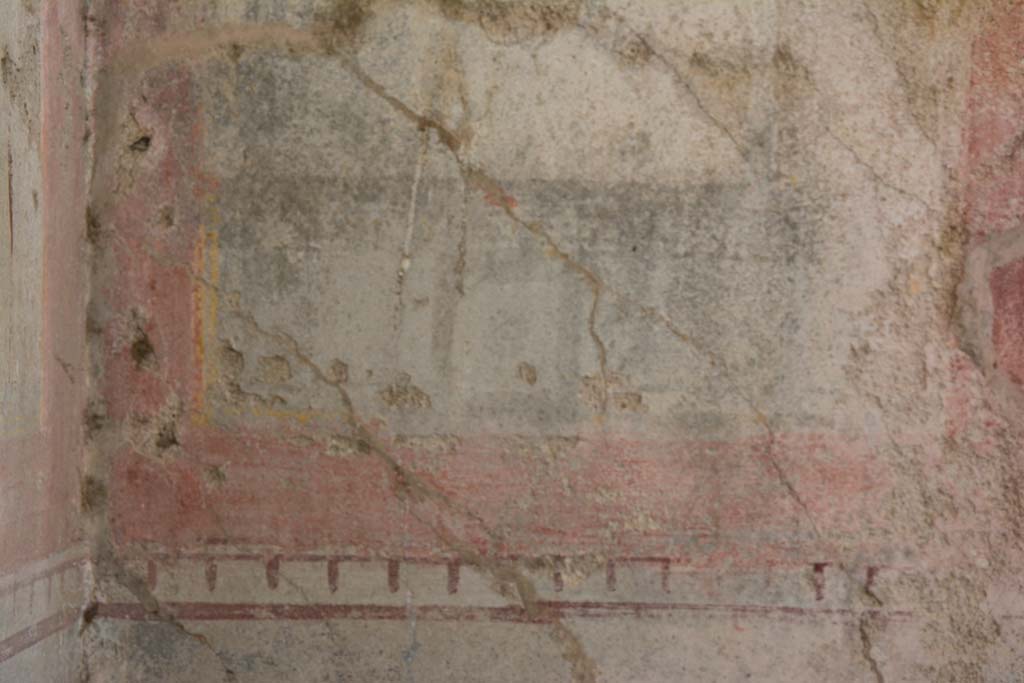 IX.5.11 Pompeii. March 2017. Room k, lower south end of west wall below panel with figure of Melpomene. 
Foto Christian Beck, ERC Grant 681269 DÉCOR.