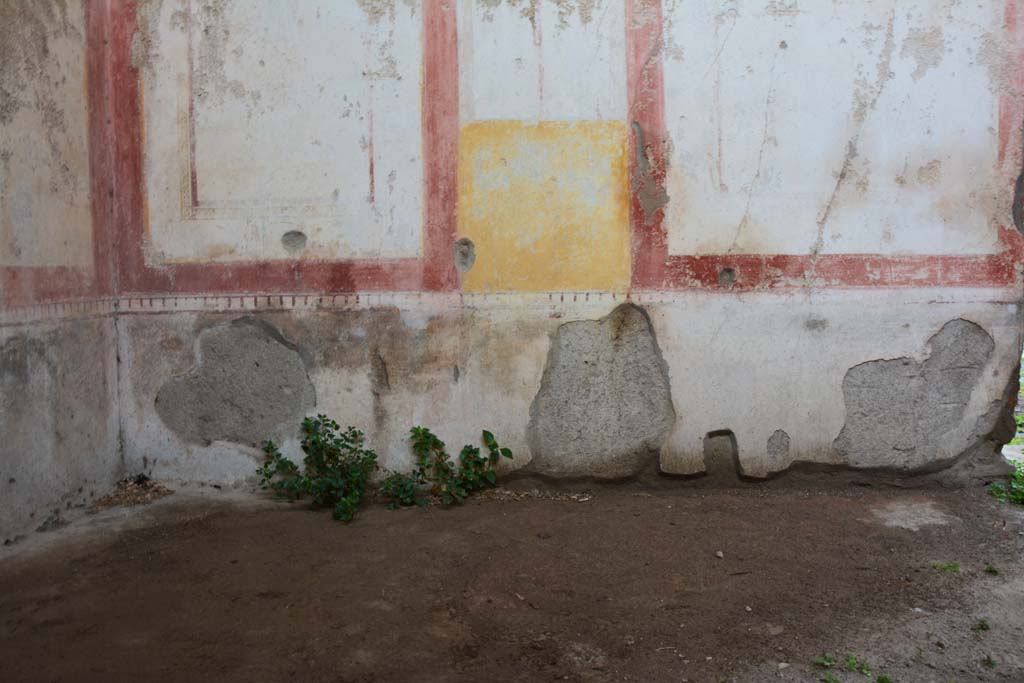 IX.5.11 Pompeii. March 2017. Room k, detail of lower north wall.
Foto Christian Beck, ERC Grant 681269 DÉCOR.