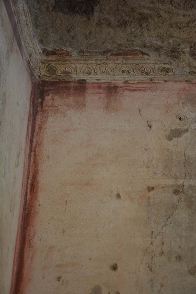 IX.5.11 Pompeii. May 2017. Room f, upper north wall at west end.
Foto Christian Beck, ERC Grant 681269 DÉCOR.