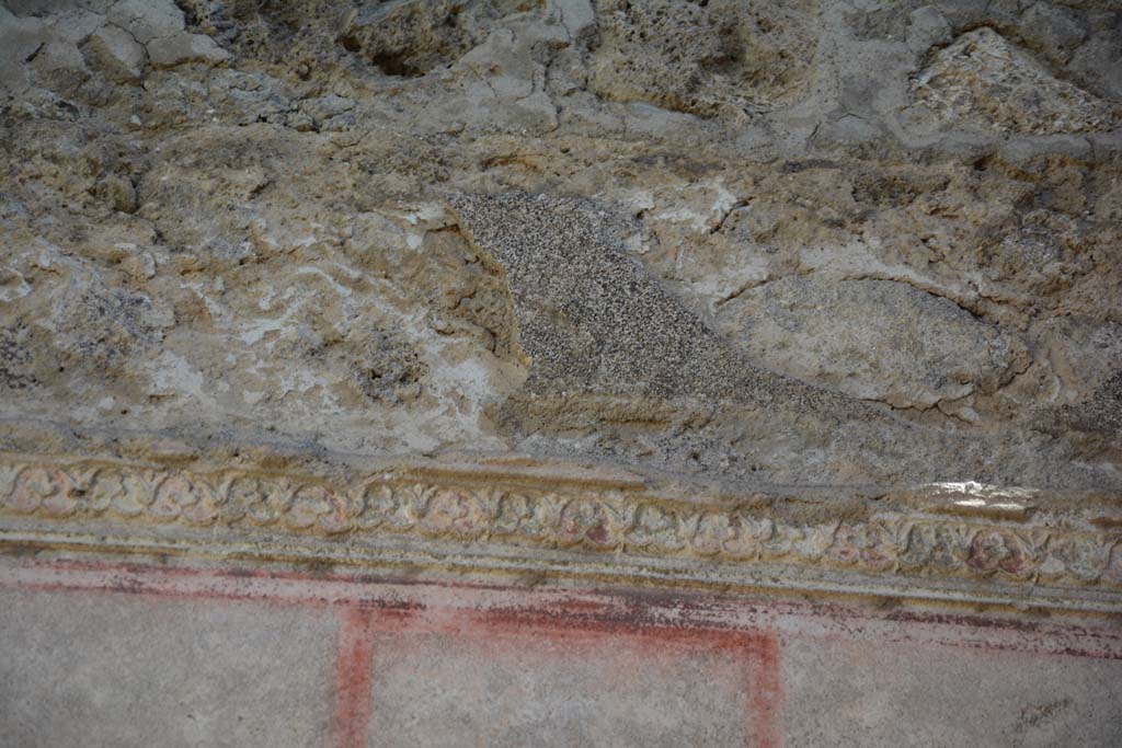 IX.5.11 Pompeii. May 2017. Room e, detail of stucco frieze from upper south wall towards west end. 
Foto Christian Beck, ERC Grant 681269 DÉCOR.