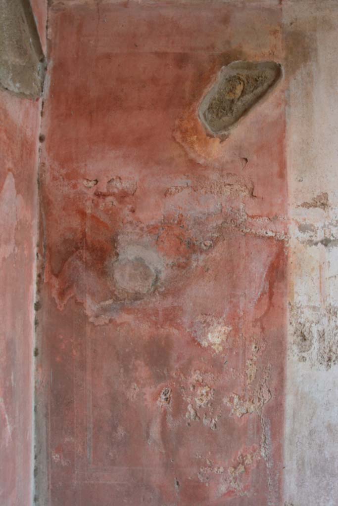 IX.5.11 Pompeii. March 2017. Room e, detail from panel at west end of north wall.  
Foto Christian Beck, ERC Grant 681269 DÉCOR.