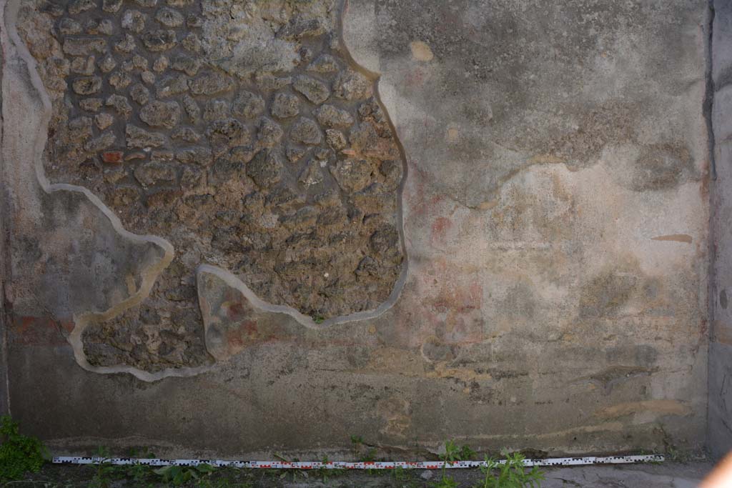 IX.5.11 Pompeii. May 2017. Room d, looking towards west wall.
Foto Christian Beck, ERC Grant 681269 DÉCOR.