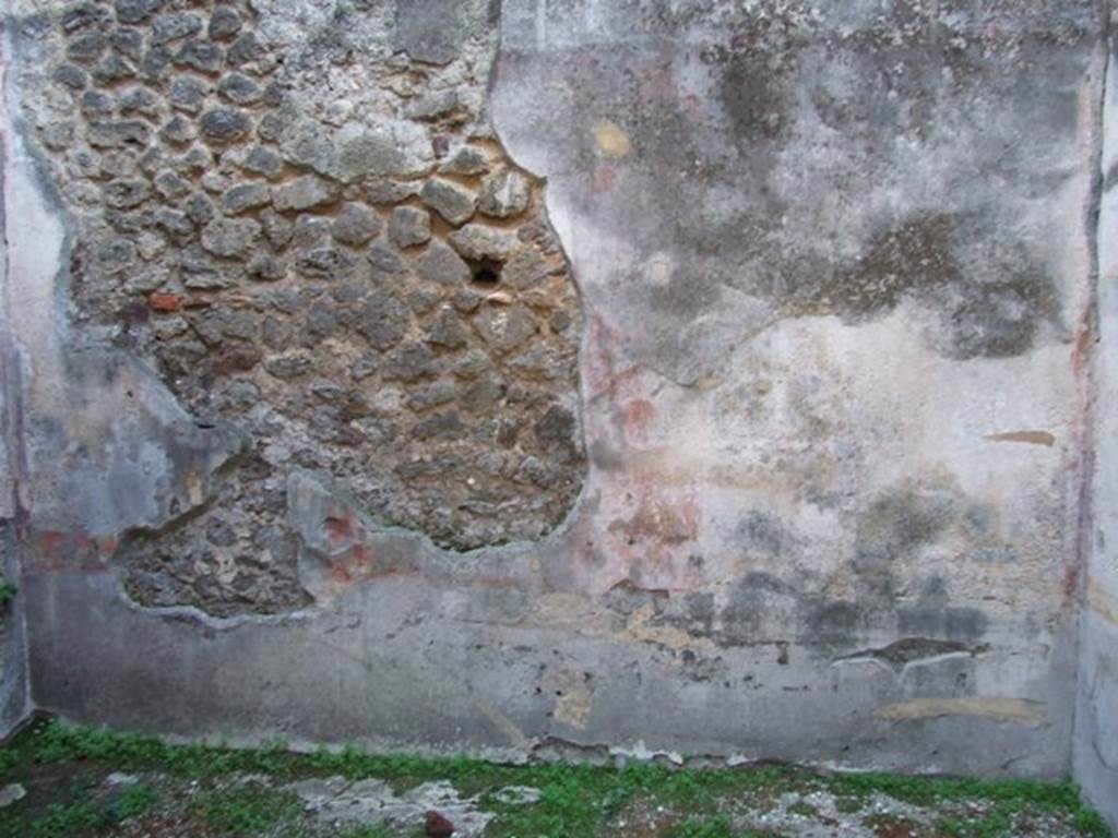 IX.5.11 Pompeii. December 2007. Room 9, Looking towards the west wall. Found in the centre of the south wall, the wall on the left of this photo, would have been Ariadne abandoned.
See Helbig, W., 1868. Wandgemälde der vom Vesuv verschütteten Städte Campaniens. Leipzig: Breitkopf und Härtel. (1224)