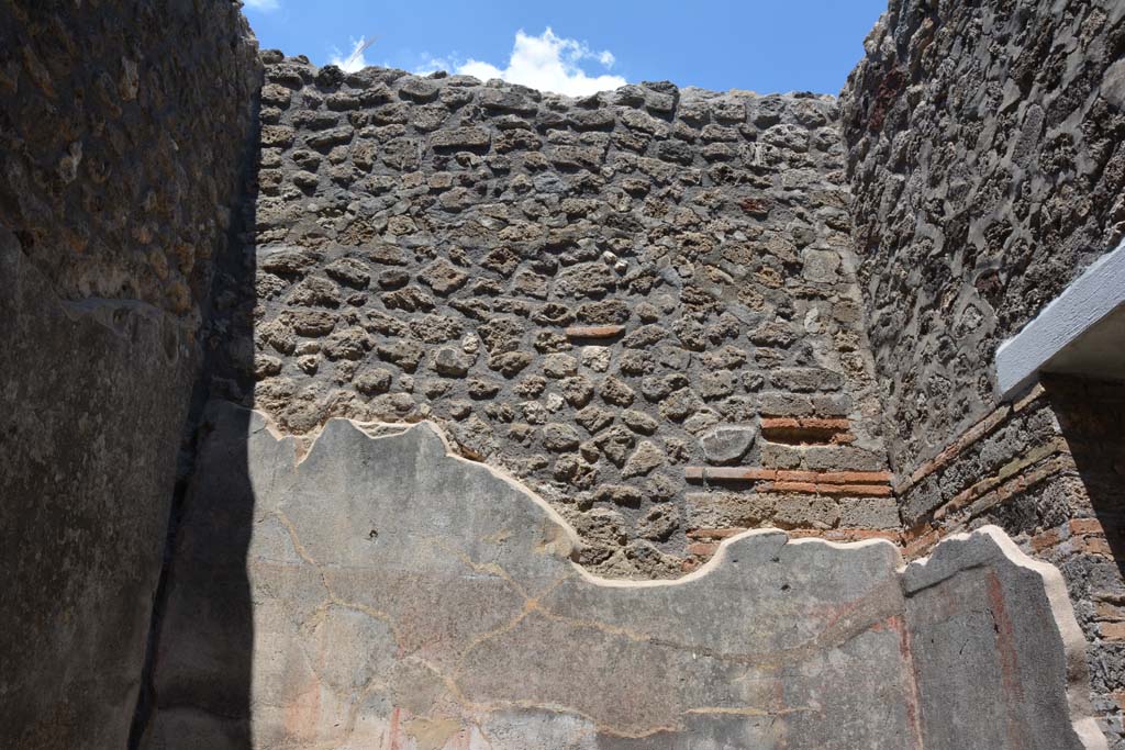 IX.5.11 Pompeii. May 2017. Room d, upper north wall.
Foto Christian Beck, ERC Grant 681269 DÉCOR.