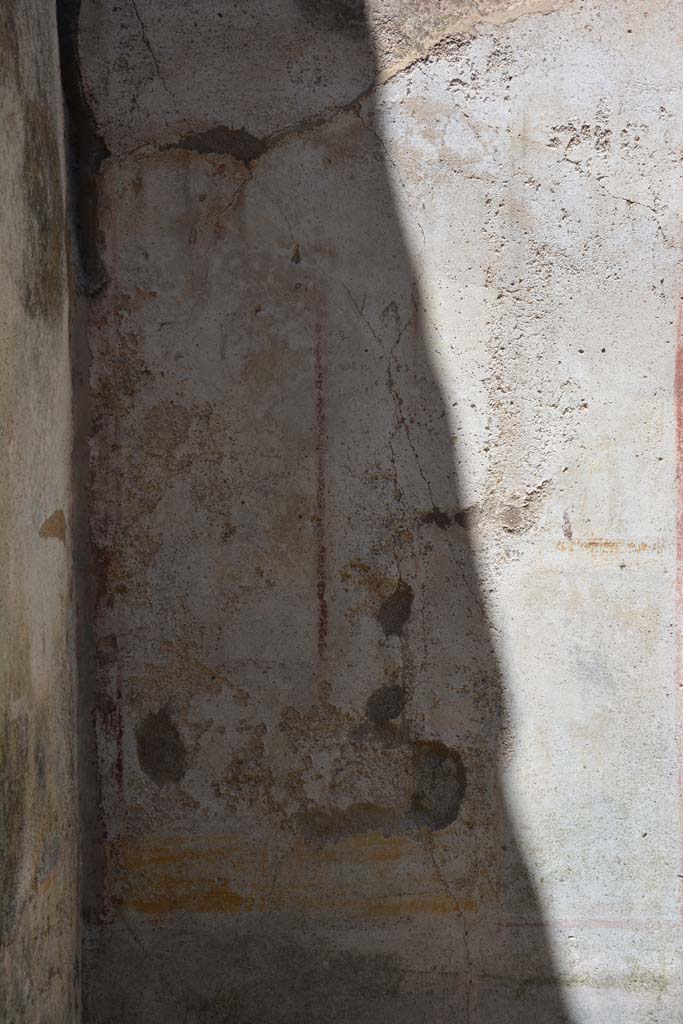 IX.5.11 Pompeii. May 2017. Room d, detail from north wall at west end.
Foto Christian Beck, ERC Grant 681269 DÉCOR.