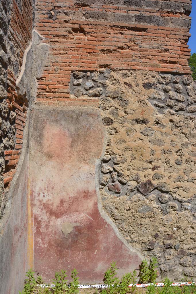 IX.5.11 Pompeii. May 2017. Room c, looking towards lower north wall in north-west corner.
Foto Christian Beck, ERC Grant 681269 DÉCOR