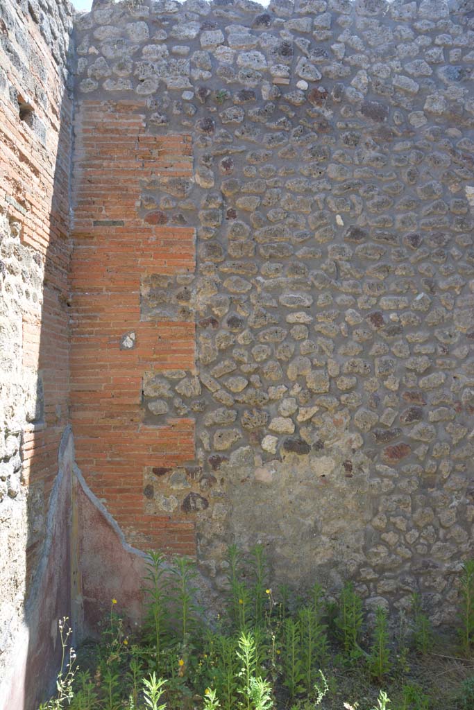 IX.5.11 Pompeii. May 2017. Room c, east wall at north end.  
Foto Christian Beck, ERC Grant 681269 DÉCOR