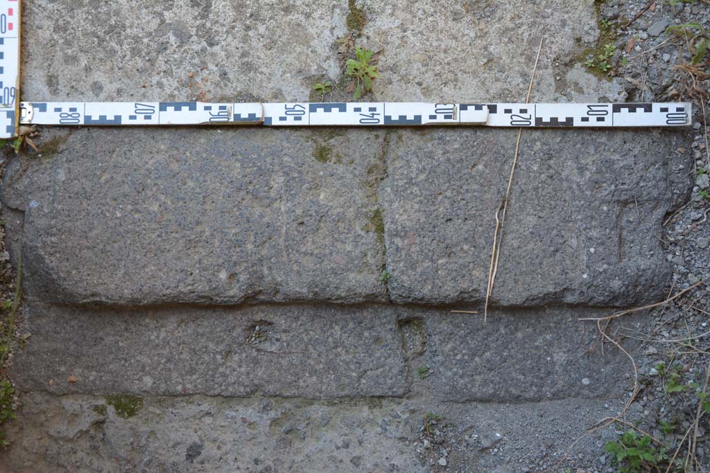 IX.5.11 Pompeii. May 2017. Room m, looking north across doorway threshold from corridor towards atrium.
Foto Christian Beck, ERC Grant 681269 DÉCOR.