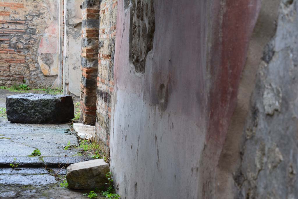 IX.5.11 Pompeii. March 2017. Room m, looking north along east wall. 
Foto Christian Beck, ERC Grant 681269 DÉCOR.