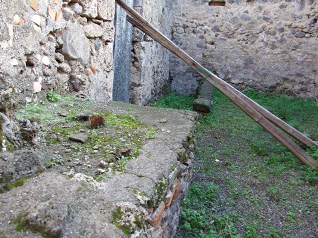 IX.5.11 Pompeii. December 2007. Room 13, looking south across kitchen area towards latrine in south-east corner.