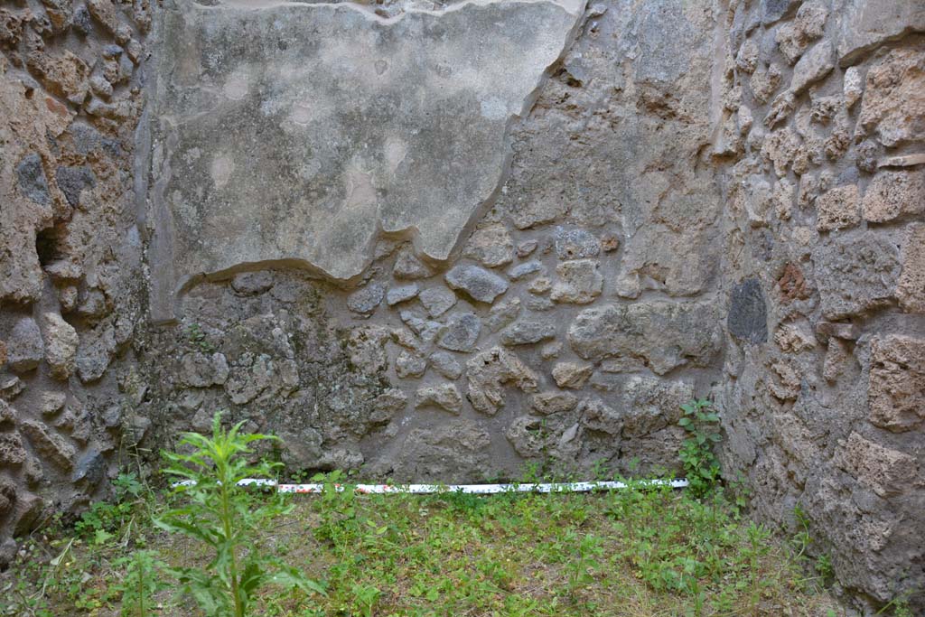 IX.5.11 Pompeii. May 2017. Room o, looking towards lower west wall.
Foto Christian Beck, ERC Grant 681269 DÉCOR.