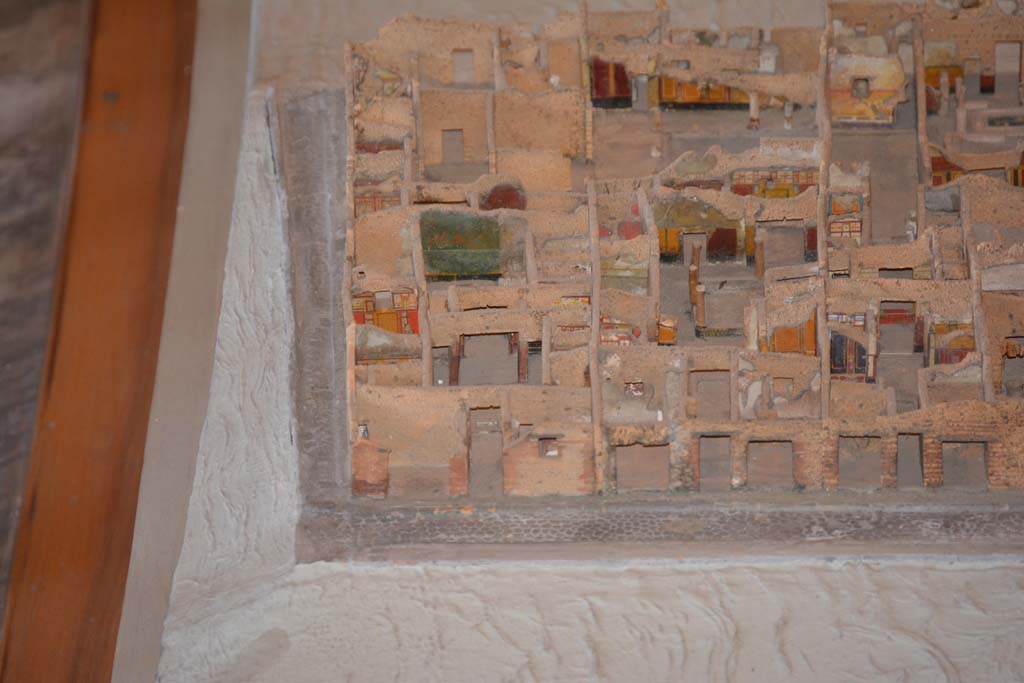 IX.5.12/11/10/9/8/7/6/5, Pompeii. July 2017. Looking towards south side of Via di Nola, with entrance doorway.
From cork model in Naples Archaeological Museum.
Foto Annette Haug, ERC Grant 681269 DÉCOR.