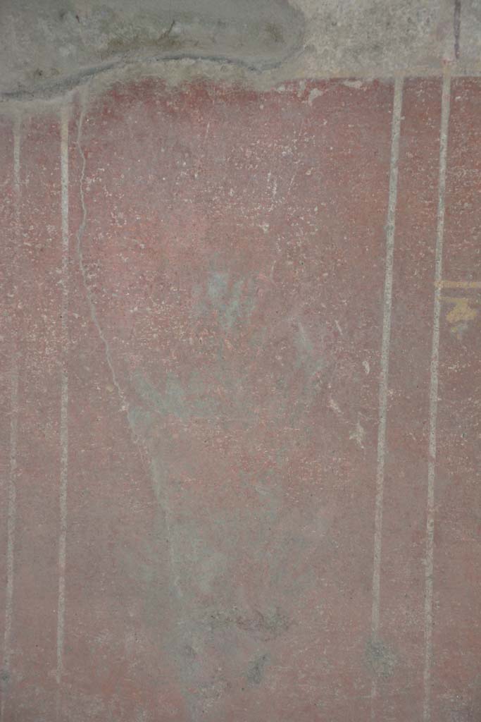 IX.5.11 Pompeii. March 2017. 
Room g, remains of painted plant in compartment of zoccolo on north wall. 
Foto Christian Beck, ERC Grant 681269 DÉCOR.