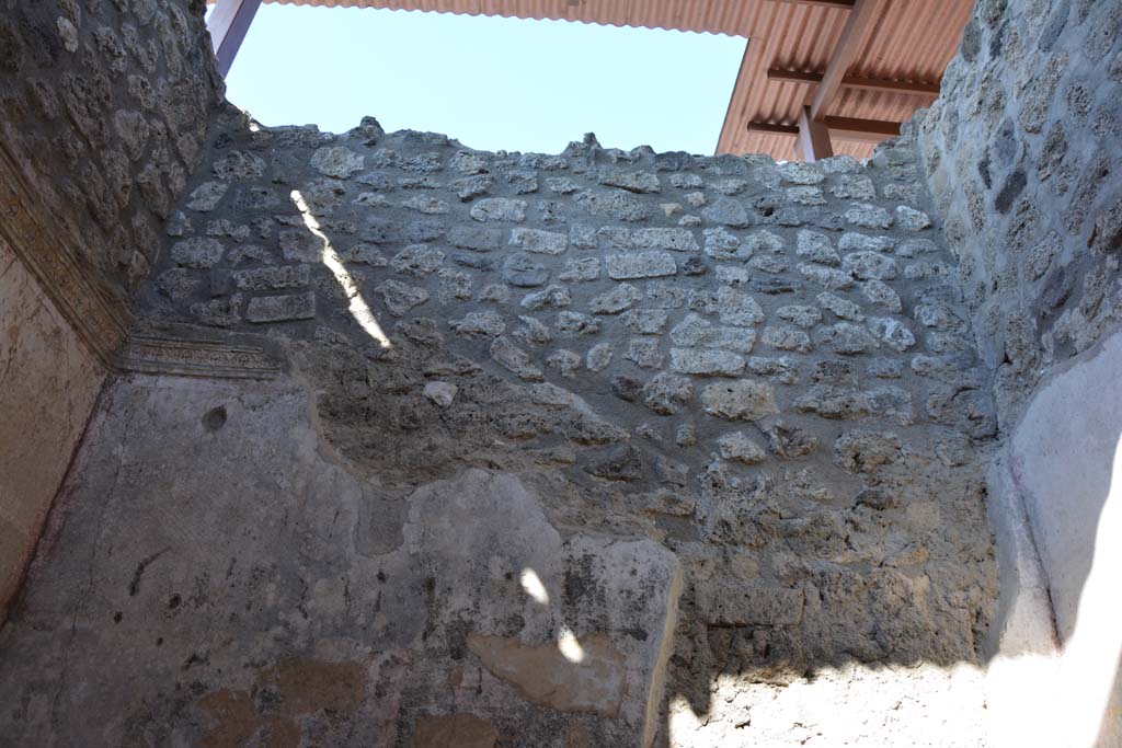 IX.5.11 Pompeii. May 2017. Room g, upper east wall.
Foto Christian Beck, ERC Grant 681269 DÉCOR.