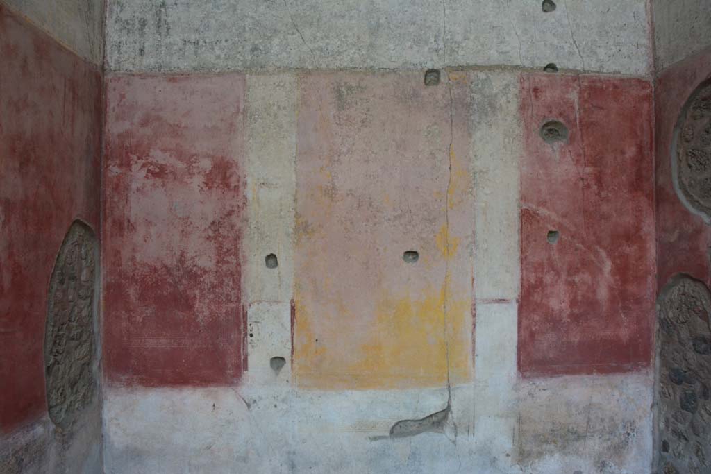 IX.5.11 Pompeii. March 2017. Room h, looking towards east wall. 
Foto Christian Beck, ERC Grant 681269 DÉCOR.