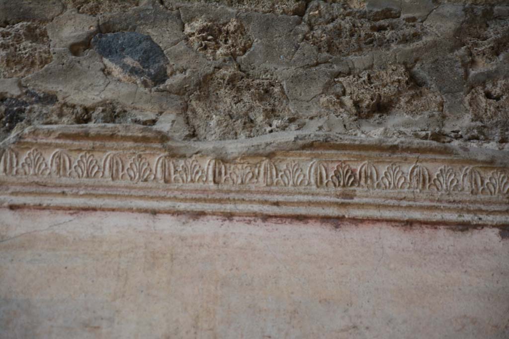 IX.5.11 Pompeii. March 2017. Room h, detail of upper south wall and stucco frieze.  
Foto Christian Beck, ERC Grant 681269 DÉCOR.