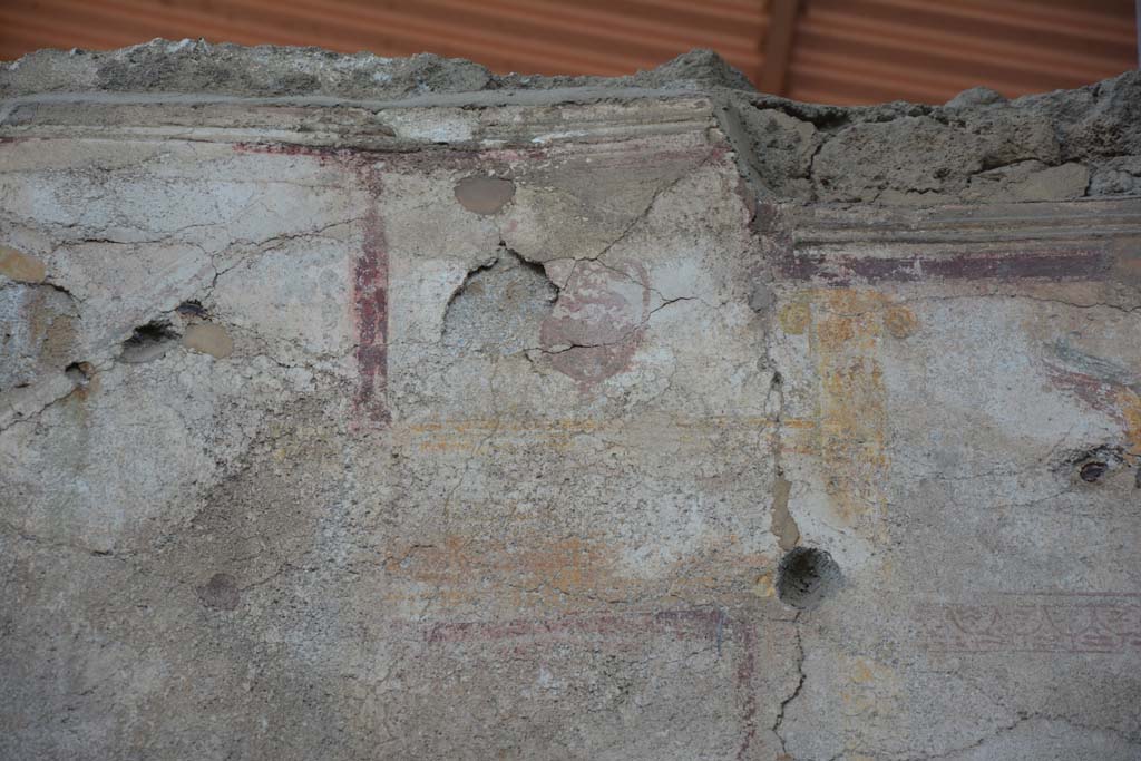 IX.5.11 Pompeii. May 2017. Room i, detail from upper south end of west wall.
Foto Christian Beck, ERC Grant 681269 DÉCOR.