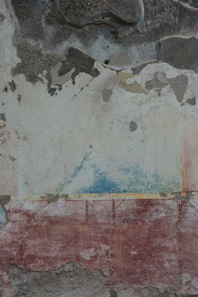 IX.5.11 Pompeii. March 2017. 
Room I (L), zoccolo below blue painted central panel on east wall.
Foto Christian Beck, ERC Grant 681269 DÉCOR.