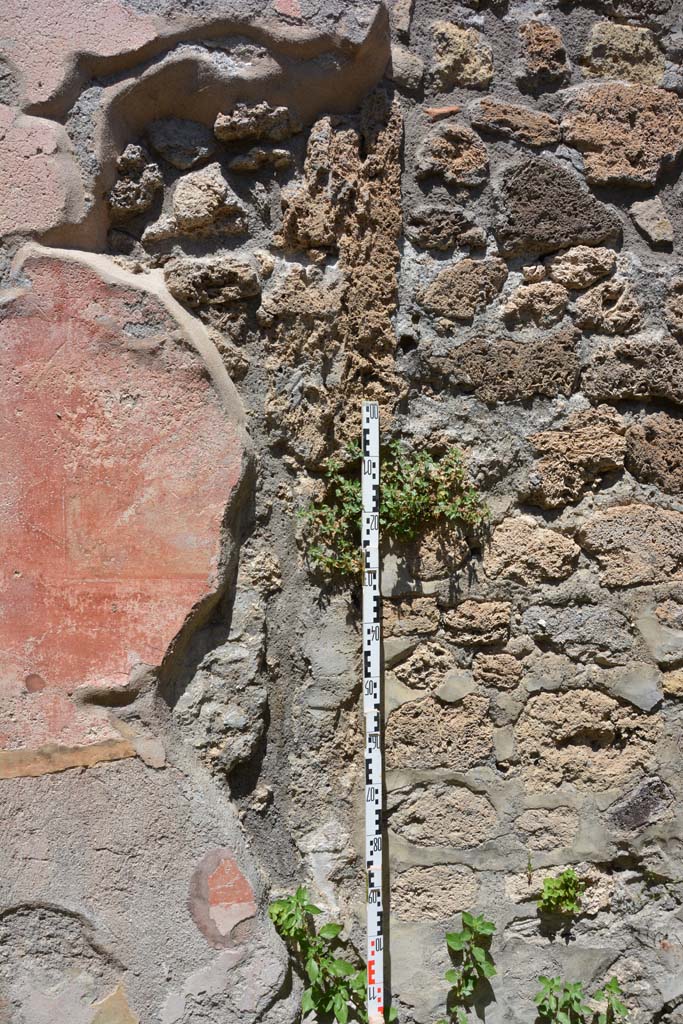 IX.5.14 Pompeii. May 2017. Room “L”, detail from centre of north wall.
Foto Christian Beck, ERC Grant 681269 DÉCOR.