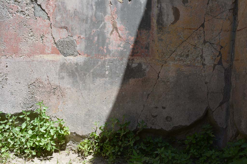 IX.5.14 Pompeii. May 2017. Room “L”, zoccolo on east wall at south end.
Foto Christian Beck, ERC Grant 681269 DÉCOR.