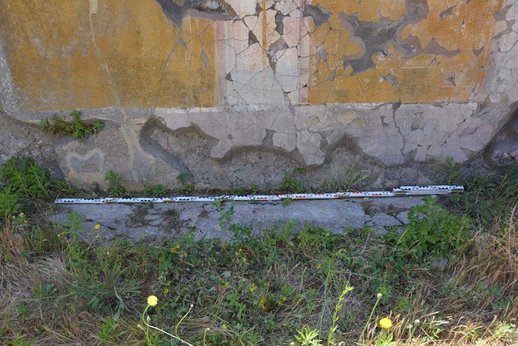 IX.5.14 Pompeii. May 2017. Peristyle “k”, flooring at base of south wall.
Foto Christian Beck, ERC Grant 681269 DÉCOR.