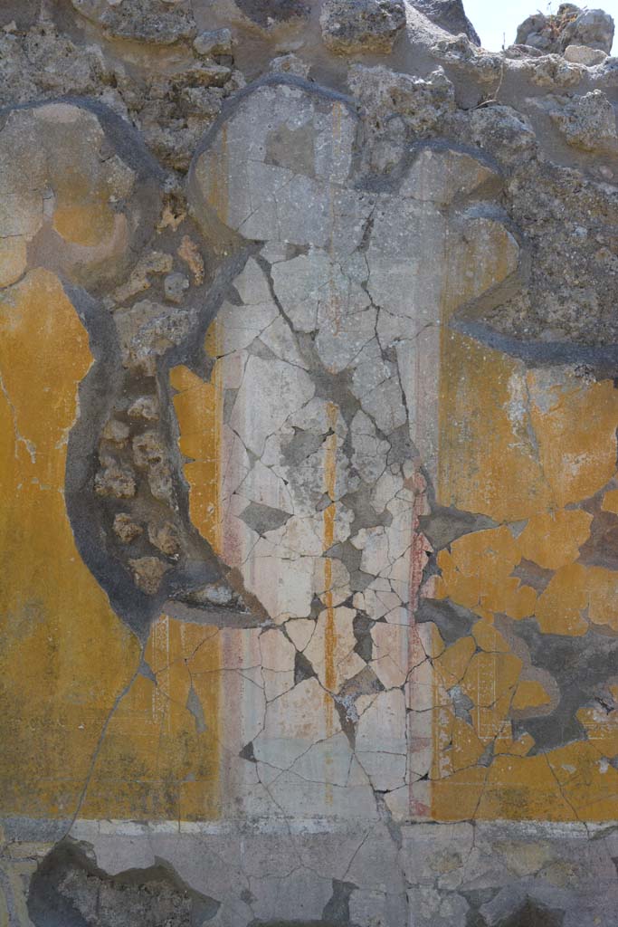IX.5.14 Pompeii. May 2017. Peristyle “k”, detail from compartment separating two panels.
Foto Christian Beck, ERC Grant 681269 DÉCOR.