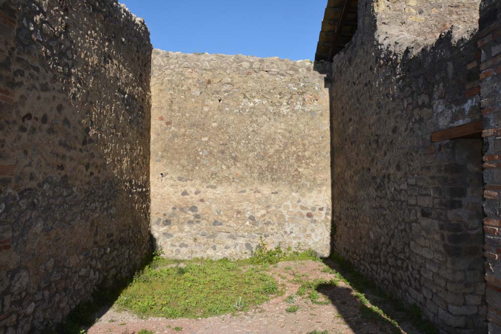 IX.5.14 Pompeii. May 2017. Room “n”, looking towards east wall. 
Foto Christian Beck, ERC Grant 681269 DÉCOR.