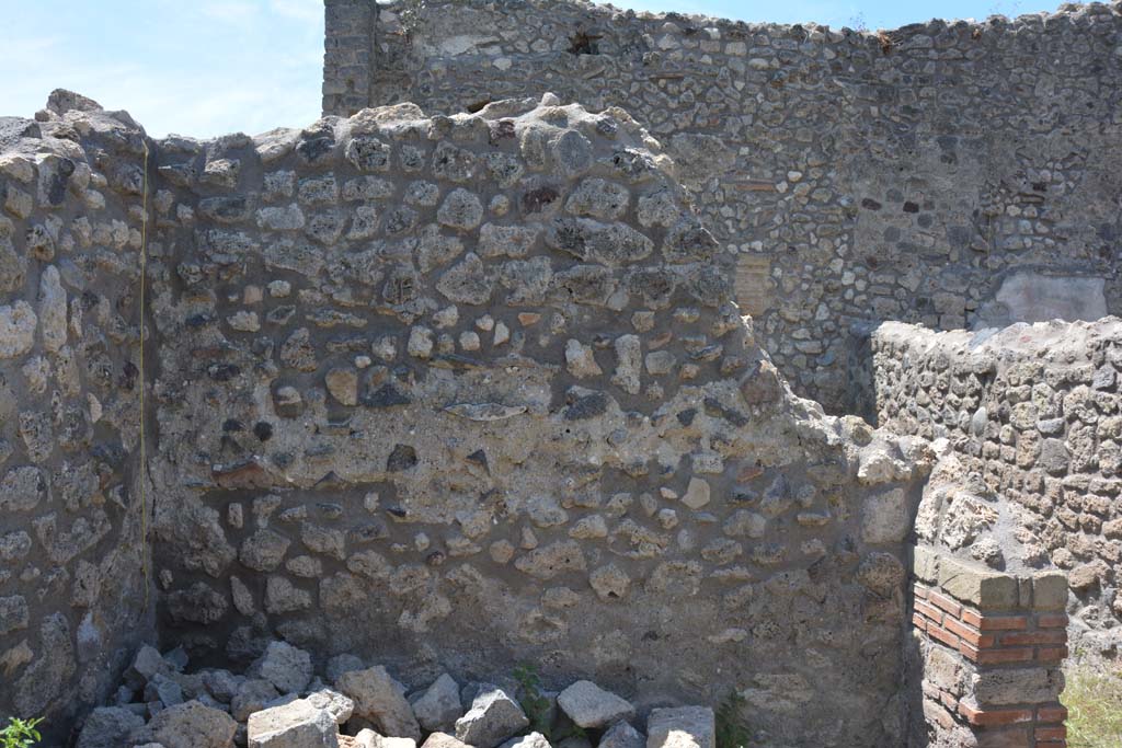 IX.5.14 Pompeii. May 2017. Room “r”, looking towards west wall. 
Foto Christian Beck, ERC Grant 681269 DÉCOR.