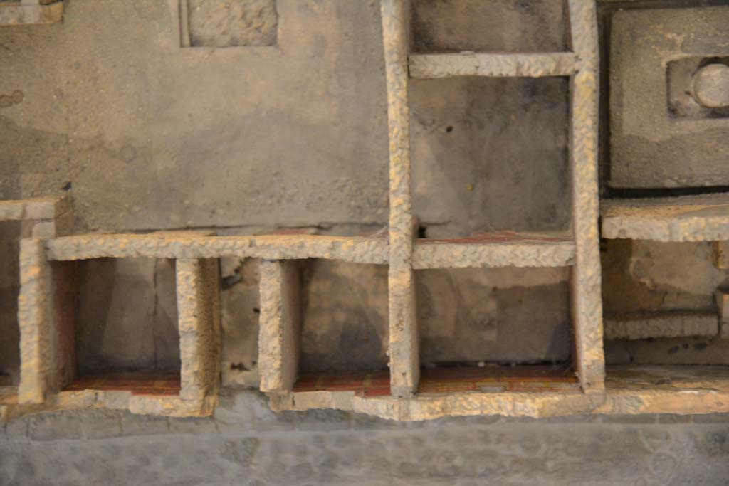 IX.5.14 Pompeii. July 2017. Entrance doorway, with rooms g, c, and rooms d and e, in north-east corner of atrium.
From cork model in Naples Archaeological Museum.
Foto Annette Haug, ERC Grant 681269 DÉCOR