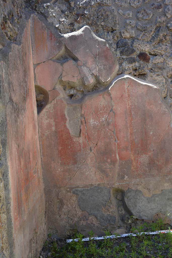 IX.5.14 Pompeii. May 2017. Room “f”, west wall in south-west corner.
Foto Christian Beck, ERC Grant 681269 DÉCOR.