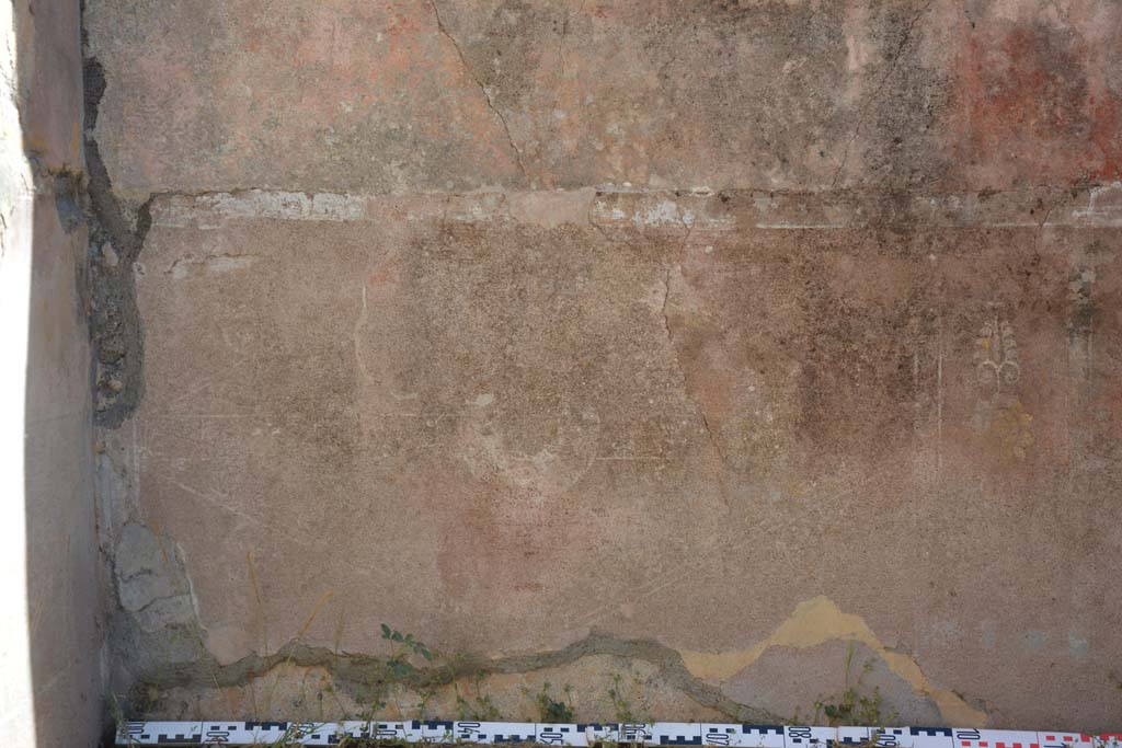 IX.5.14 Pompeii. May 2017. Room “f”, zoccolo on east wall at north end.
Foto Christian Beck, ERC Grant 681269 DÉCOR.