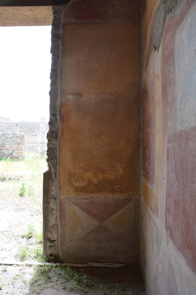 IX.5.14 Pompeii. May 2017. Room “c”, looking towards west wall in north-west corner. 
Foto Christian Beck, ERC Grant 681269 DÉCOR.
