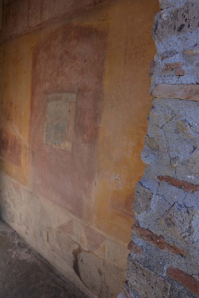 IX.5.14 Pompeii. March 2017. Room “c”, looking towards south wall from doorway.
Foto Christian Beck, ERC Grant 681269 DÉCOR.
