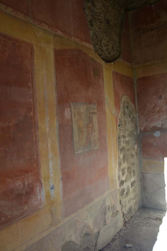 IX.5.14 Pompeii. March 2017.  Room “g”, looking along north wall from doorway. 
Foto Christian Beck, ERC Grant 681269 DÉCOR.