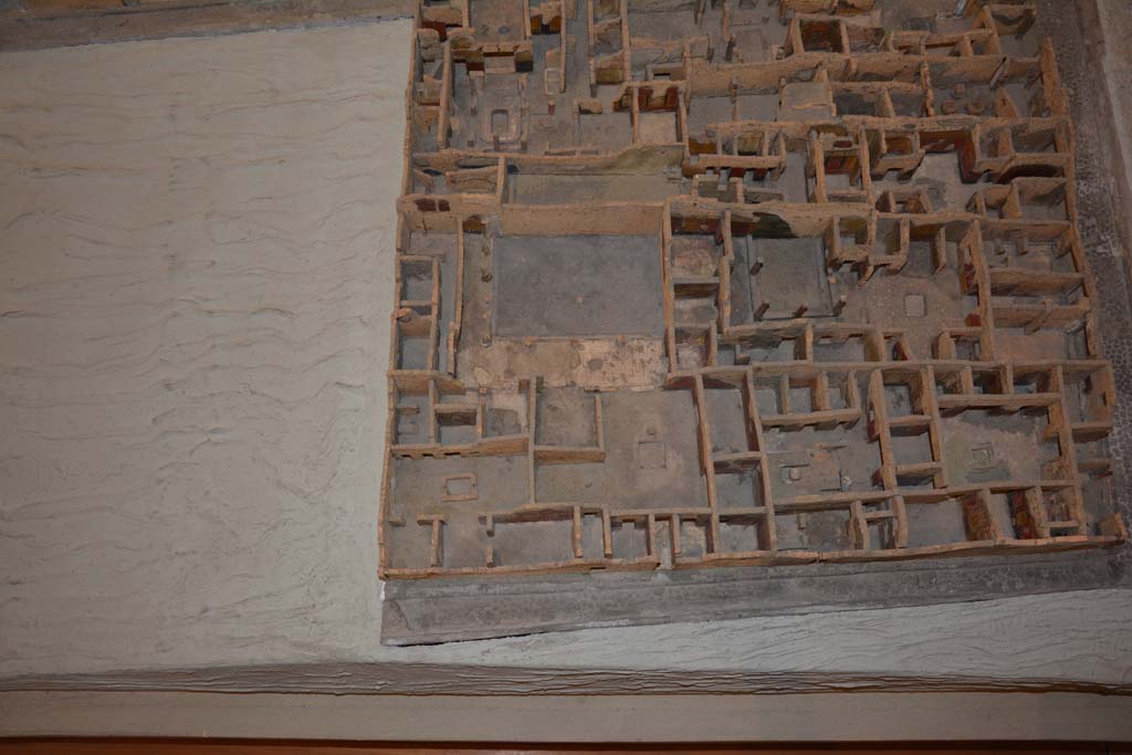 IX.5.14-16 Pompeii. July 2017. Rooms in south-east corner of insula, lower centre, IX.5.16 linked to IX.5.14. 
Extract from cork model in Naples Archaeological Museum.
Foto Annette Haug, ERC Grant 681269 DÉCOR.