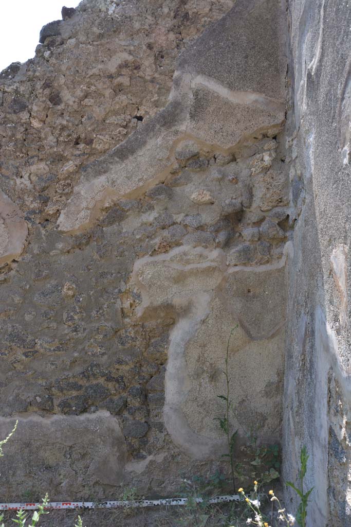 IX.5.17/6 Pompeii. May 2017. Room x, detail of remaining plaster in north-west corner.
Foto Christian Beck, ERC Grant 681269 DÉCOR.