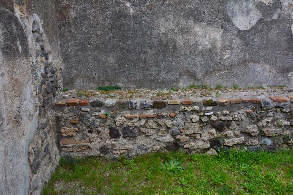 IX.5.17/6 Pompeii. March 2017. Room x, looking towards north end of east wall. 
Foto Christian Beck, ERC Grant 681269 DÉCOR.