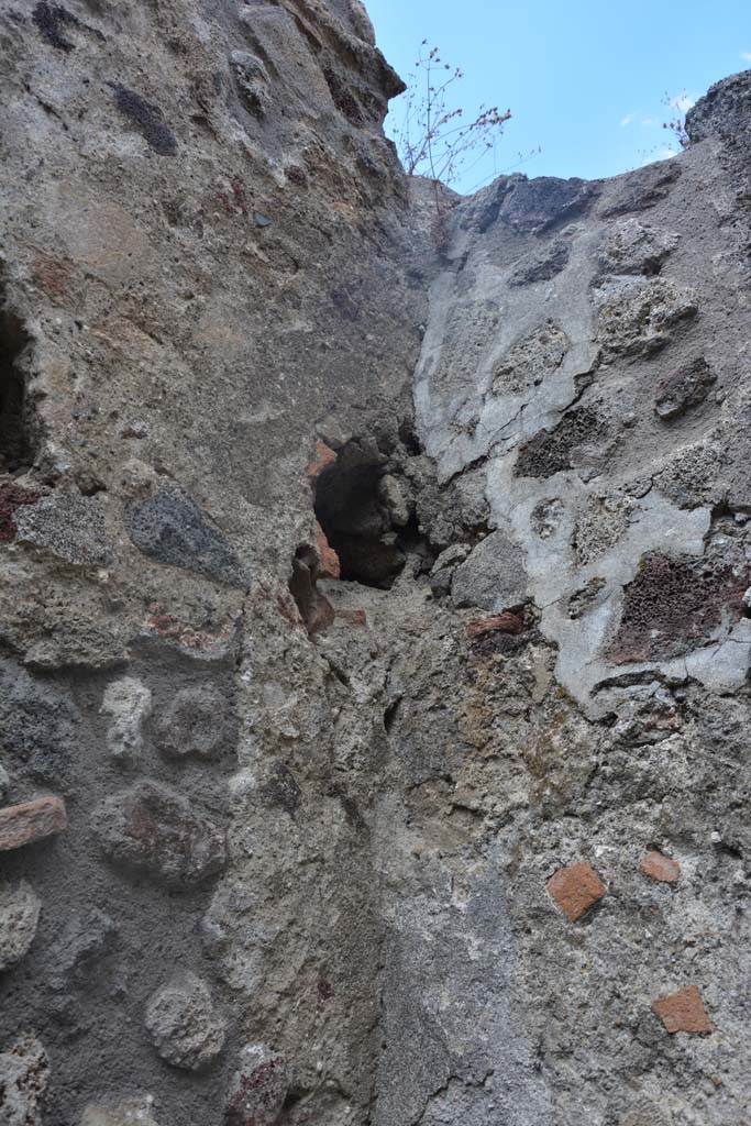 IX.5.18 Pompeii. May 2017. Room h, north-east corner.
Foto Christian Beck, ERC Grant 681269 DÉCOR.