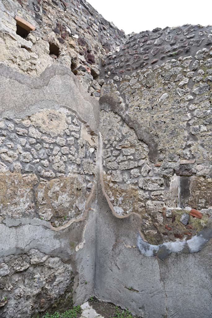 IX.5.18 Pompeii. March 2018.  Room “s”, north-east corner.
Foto Annette Haug, ERC Grant 681269 DÉCOR.
