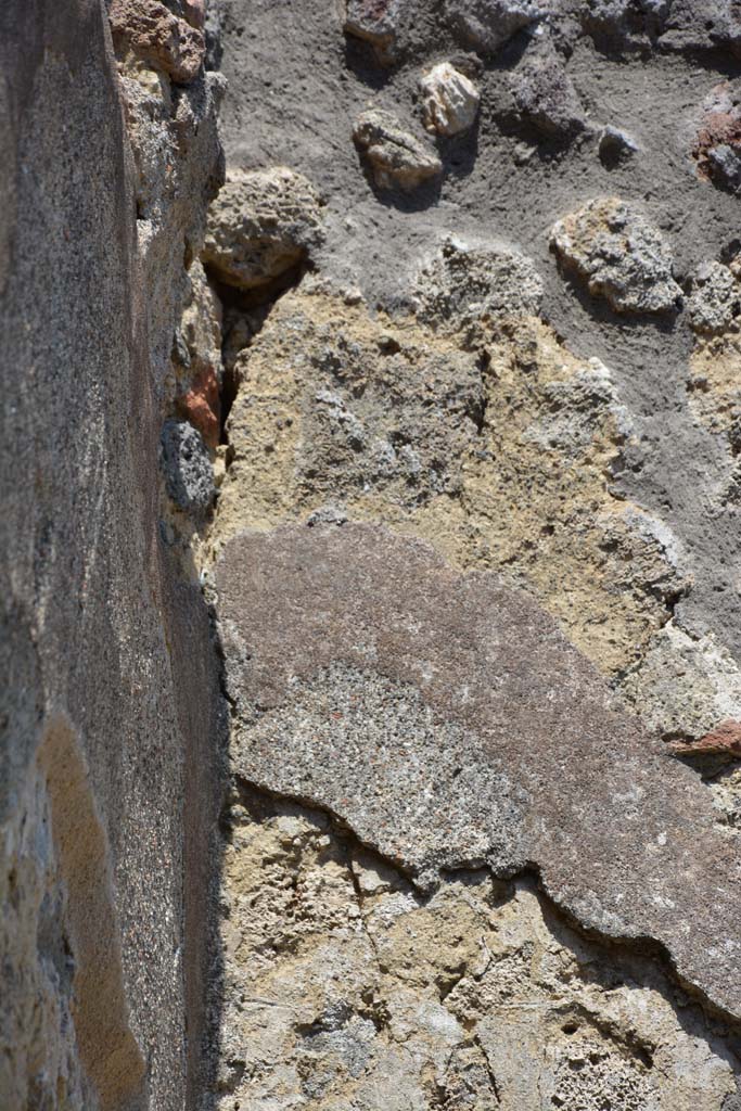 IX.5.18 Pompeii. May 2017. Room s, detail from upper east wall in north-east corner.
Foto Christian Beck, ERC Grant 681269 DÉCOR.