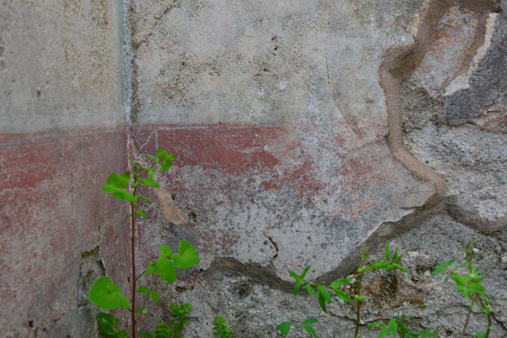 IX.5.18 Pompeii. March 2017. Room p, lower west wall in south-west corner.
Foto Christian Beck, ERC Grant 681269 DÉCOR.