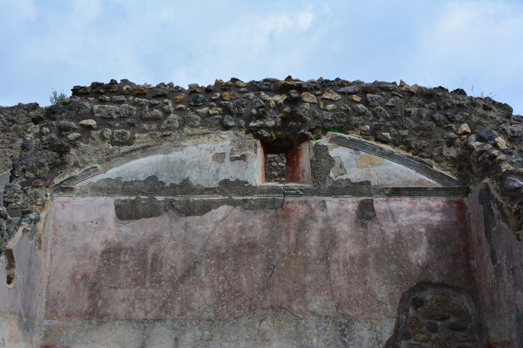 IX.5.18 Pompeii. March 2017. Room o, upper east wall.
Foto Christian Beck, ERC Grant 681269 DÉCOR.